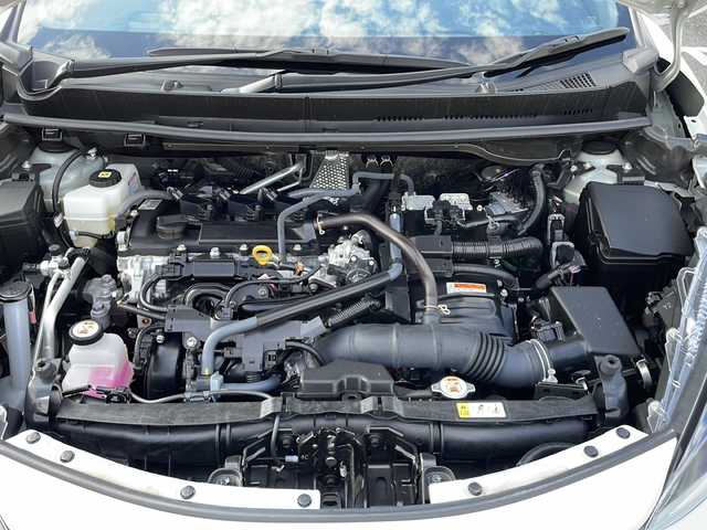 トヨタ アクア GRスポーツ 山口県 2023(令5)年 1.1万km プラチナホワイトパールマイカ 純正ディスプレイオーディオ/・Bluetooth接続/・ナビキッド/・Miracast/・applecarplay/アラウンドビューモニター/ビルトインETC/ドライブレコーダー/ワンオーナー/Toyota Safety Sense/・プリクラッシュセーフティ/・レーントレーシングアシスト/・ロードサインアシスト/・レーダークルーズコントロール/・先行車発進告知機能/・ブラインドスポットモニター/・クリアランスソナー/・リヤクロストラフィックアラート/・パーキングサポートブレーキ/・ドライブモードセレクトスイッチ/ハーフレザーシート/シートヒーター/ステアリングヒーター/純正フロアマット/スマートキー/プッシュスタート/スペアキー1本/純正17インチアルミホイール/純正LEDライト/ドアバイザー/ウィンカーミラー