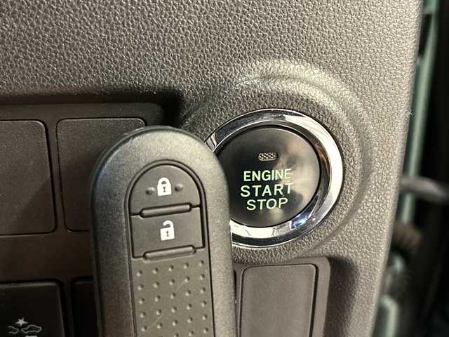 ダイハツ ブーン シルク SAⅡ 岐阜県 2016(平28)年 5.7万km ライムグリーンメタリック 純正ナビ7インチ/プッシュスタート/取扱説明書/アイドリングストップ/スマートキー/バックモニター/前方ドラレコ/レーンキープアシスト/キセノンヘッドライト/衝突軽減システム/コーナーセンサー前後