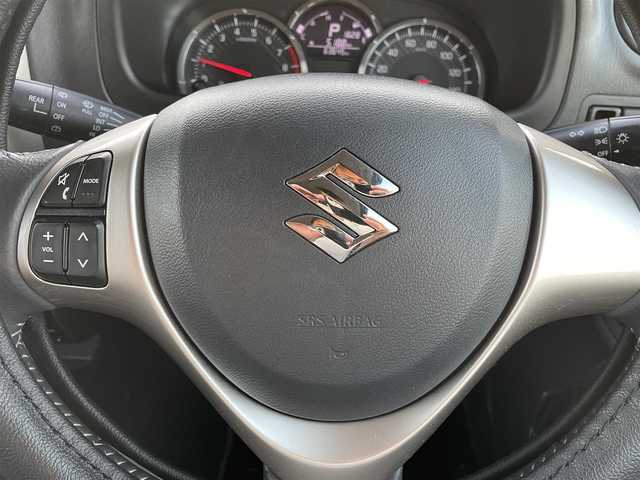 スズキ ジムニー ランドベンチャー 鳥取県 2017(平29)年 6.4万km パールホワイト ４ＷＤ・ターボ/社外ナビ／ＴＶ／ＤＶＤ／ＣＤ／ＢＴ/ＥＴＣ/ドライブレコーダー/レザーシート/前席シートヒーター/モンスタースポーツハイトアップスプリング/（純正車高　プラス20ｍｍ）/スズキスポーツショックアブソーバー/純正１６アルミホイール/キーレスキー/純正フォグランプ/電動格納ミラー/背面タイヤ/スペアキー