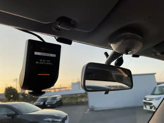 スズキ ジムニー ランドベンチャー 鳥取県 2017(平29)年 6.4万km パールホワイト ４ＷＤ・ターボ/社外ナビ／ＴＶ／ＤＶＤ／ＣＤ／ＢＴ/ＥＴＣ/ドライブレコーダー/レザーシート/前席シートヒーター/モンスタースポーツハイトアップスプリング/（純正車高　プラス20ｍｍ）/スズキスポーツショックアブソーバー/純正１６アルミホイール/キーレスキー/純正フォグランプ/電動格納ミラー/背面タイヤ/スペアキー