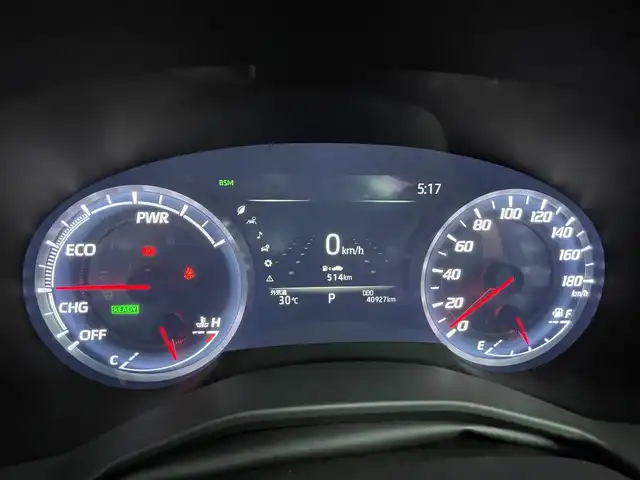 トヨタ クラウン ハイブリッド S Cパッケージ 千葉県 2018(平30)年 4.1万km ホワイトパールクリスタルシャイン トヨタセーフティセンス/　衝突軽減ブレーキ/レーンキープアシスト/　レーダークルーズコントロール/オートハイビーム/　ブラインドスポットモニター/クリアランスソナー/ヘッドアップディスプレイ/純正メーカーナビ/　フルセグ/BT/DVD/CD/USB/AUX/バックカメラ/ステアリングスイッチ/パドルシフト/ETC2.0/パワーシート(D/N席)/シートヒーター(D/N席)/電動パーキングブレーキ/ブレーキホールド/LEDヘッドライト/オートライト/フォグライト/スマートキー/プッシュスタート/純正フロアマット/純正17インチAW