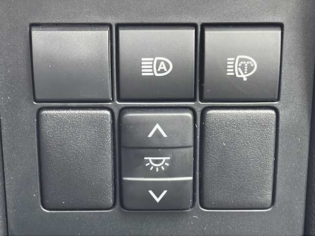 トヨタ ランドクルーザー プラド TX Lパッケージ マットブラED 山口県 2023(令5)年 2.5万km ブラック 4WD/純正ナビ/・AM/FM/USB/Miracast/Bluetooth/パノラミックビューモニター/Toyota Safety Sense/・プリクラッシュセーフティ/・レーンディパーチャーアラート/・オートマチックハイビーム/・レーダークルーズコントロール/・クリアランスソナー/ETC2.0/前後ドライブレコーダー/純正フロアマット/レザーシート/前席パワーシート/シートエアコン/シートヒーター/左右独立フルオートエアコン/スマートキー/スペアキー/18インチ純正アルミホイール/純正LEDヘッドライト/フォグランプ/オートライト/ルーフレール/取扱説明書/保証書