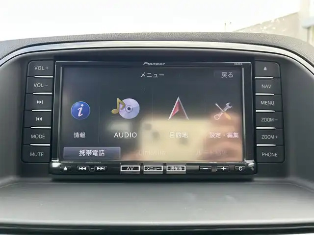 マツダ ＣＸ－５ 20S 三重県 2013(平25)年 6.6万km クリスタルホワイトパールマイカ 登録時65554km/ワンオーナー/社外ナビ(FM/AM/CD/DVD/Bluetooth/フルセグTV)/バックカメラ/ETC/禁煙車/TCS/RVM/i-stop/AFS/クルーズコントロール/社外フロアマット/スペアキー1本/AUTOライト(LED)/フォグランプ(LED)/12V120W/プッシュスタート/電格ミラー