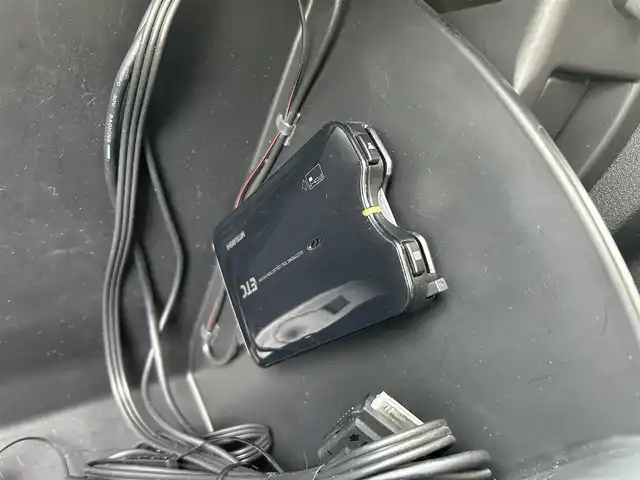 マツダ ＣＸ－５ 20S 三重県 2013(平25)年 6.6万km クリスタルホワイトパールマイカ 登録時65554km/ワンオーナー/社外ナビ(FM/AM/CD/DVD/Bluetooth/フルセグTV)/バックカメラ/ETC/禁煙車/TCS/RVM/i-stop/AFS/クルーズコントロール/社外フロアマット/スペアキー1本/AUTOライト(LED)/フォグランプ(LED)/12V120W/プッシュスタート/電格ミラー