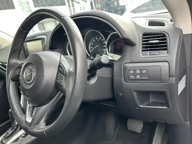 マツダ ＣＸ－５ 20S 三重県 2013(平25)年 6.6万km クリスタルホワイトパールマイカ 登録時65554km/ワンオーナー/社外ナビ(FM/AM/CD/DVD/Bluetooth/フルセグTV)/バックカメラ/ETC/禁煙車/TCS/RVM/i-stop/AFS/クルーズコントロール/社外フロアマット/スペアキー1本/AUTOライト(LED)/フォグランプ(LED)/12V120W/プッシュスタート/電格ミラー