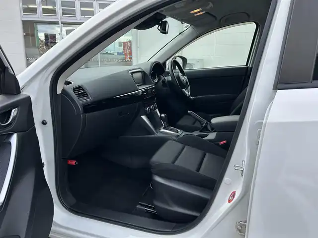 マツダ ＣＸ－５ 20S 三重県 2013(平25)年 6.6万km クリスタルホワイトパールマイカ 登録時65554km/ワンオーナー/社外ナビ(FM/AM/CD/DVD/Bluetooth/フルセグTV)/バックカメラ/ETC/禁煙車/TCS/RVM/i-stop/AFS/クルーズコントロール/社外フロアマット/スペアキー1本/AUTOライト(LED)/フォグランプ(LED)/12V120W/プッシュスタート/電格ミラー