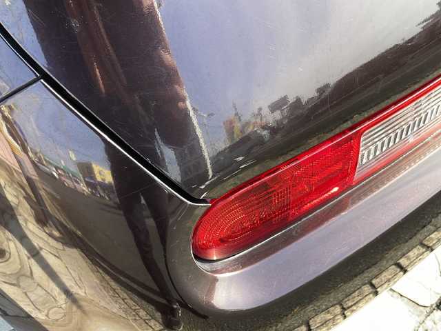 日産 キューブ 15X Vセレクション 静岡県 2009(平21)年 12.8万km デザートアンバー 社外メモリナビ/・CD/・DVD/・フルセグＴＶ/・AM/・FM/主要装備/・衝突軽減/・横滑り防止装置/・レーンキープ/・ETC/・純正フロアマット/・社外アルミホイール/・LEDヘッドライト/・オートライト/・フォグランプ/・オートエアコン/・スマートキー/・プッシュスタート