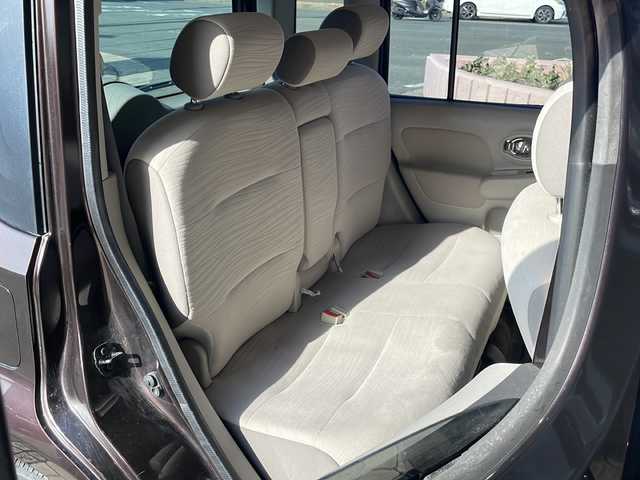 日産 キューブ 15X Vセレクション 静岡県 2009(平21)年 12.8万km デザートアンバー 社外メモリナビ/・CD/・DVD/・フルセグＴＶ/・AM/・FM/主要装備/・衝突軽減/・横滑り防止装置/・レーンキープ/・ETC/・純正フロアマット/・社外アルミホイール/・LEDヘッドライト/・オートライト/・フォグランプ/・オートエアコン/・スマートキー/・プッシュスタート