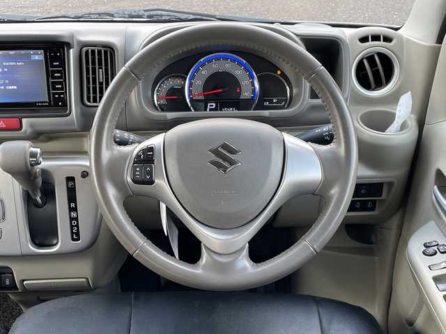 スズキ エブリィ ワゴン PZターボ スペシャル 新潟県 2022(令4)年 4.6万km パールホワイト 4WD/社外SDナビ(CN-HE01WD)/CD/DVD/BT/フルセグテレビ/SDミュージックサーバー/バックカメラ/ETC/ドライブレコーダー/衝突被害軽減ブレーキ/レーンキープアシスト/両側パワースライドドア/革調シートカバー/運転席シートヒーター/ステアリングスイッチ/コーナーセンサー/スマートキー/プッシュスタート/キセノンヘッドライト/オートライト/オートハイビーム/フォグランプ/純正14インチアルミホイール