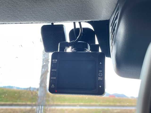 スズキ エブリィ ワゴン PZターボ スペシャル 新潟県 2022(令4)年 4.6万km パールホワイト 4WD/社外SDナビ(CN-HE01WD)/CD/DVD/BT/フルセグテレビ/SDミュージックサーバー/バックカメラ/ETC/ドライブレコーダー/衝突被害軽減ブレーキ/レーンキープアシスト/両側パワースライドドア/革調シートカバー/運転席シートヒーター/ステアリングスイッチ/コーナーセンサー/スマートキー/プッシュスタート/キセノンヘッドライト/オートライト/オートハイビーム/フォグランプ/純正14インチアルミホイール