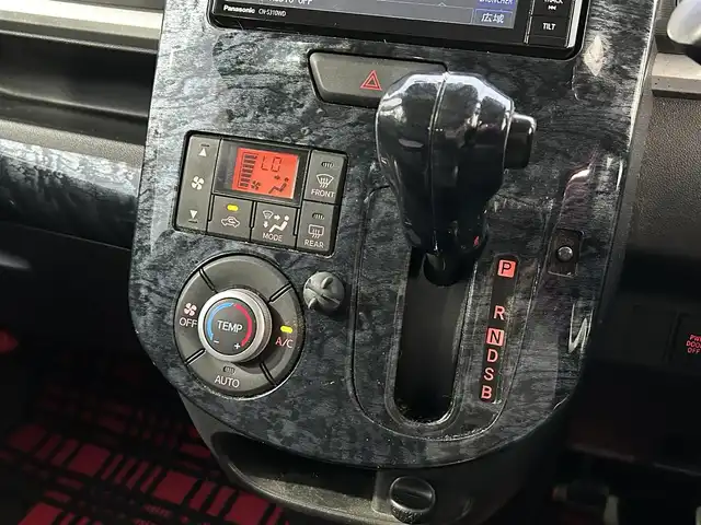 ダイハツ タント カスタム RS SA 愛知県 2013(平25)年 13.4万km ナイトシャドーパープルクリスタルM SDナビ/・地デジ/・Bluetooth/・CD/・DVD/両側パワースライドドア/バックカメラ/ETC/フォグランプ/オートライト/LEDヘッドライト/ドライブレコーダー