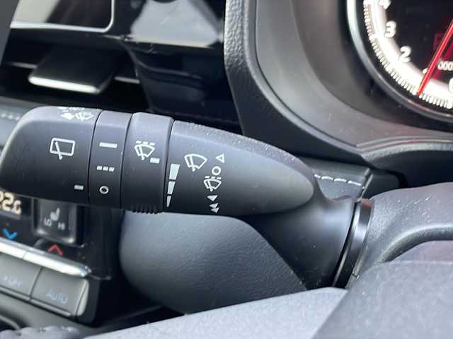 トヨタ ノア S－Z 福島県 2024(令6)年 1.2万km ホワイトパールクリスタルシャイン 登録時走行距離：11417km/ワンオーナー/純正メーカーディスプレイオーディオ/（ナビ/フルセグTV/BT接続/AM/FM）/レーダークルーズコントロール/ハーフレザーシート/両側パワースライドドア/ビルトインETC2.0/前後ドライブレコーダー/シートヒーター/WAC/電動Pブレーキ/コーナーセンサー/オートライト/オートハイビーム/HDMI/純正AW/LEDヘッドライト/フォグランプ/純正フロアマット/電格ミラー/取扱説明書/保証書