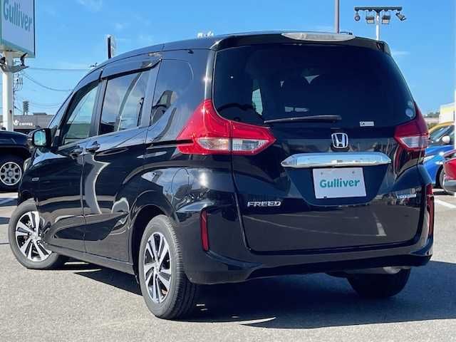 ホンダ フリード ハイブリット EX 長崎県 2016(平28)年 5.5万km クリスタルブラックパール 純正メモリーナビ/CD/DVD/BT/HDMI/USB/フルセグTV/バックカメラ/両側パワースライドドア/ホンダセンシング/レーダークルーズコントロール/レーンキープアシスト/ハーフレザーシート/D/N席シートヒーター/ドライブレコーダー前後/ステアリングスイッチ/LEDヘッドライト/ビルトインETC