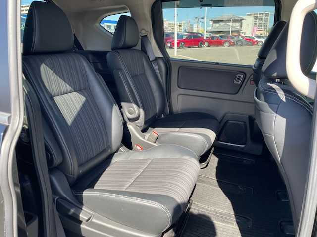 ホンダ フリード ハイブリット EX 長崎県 2016(平28)年 5.5万km クリスタルブラックパール 純正メモリーナビ/CD/DVD/BT/HDMI/USB/フルセグTV/バックカメラ/両側パワースライドドア/ホンダセンシング/レーダークルーズコントロール/レーンキープアシスト/ハーフレザーシート/D/N席シートヒーター/ドライブレコーダー前後/ステアリングスイッチ/LEDヘッドライト/ビルトインETC