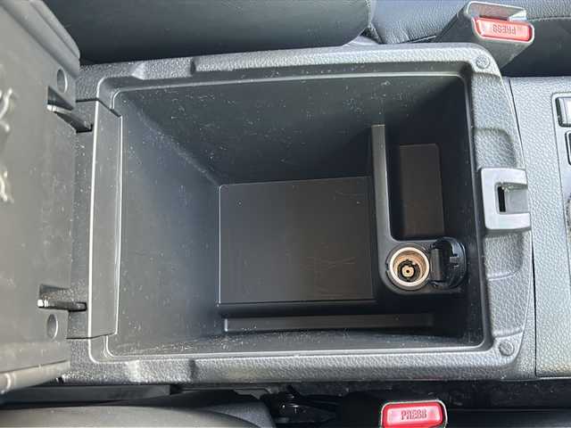 日産 エクストレイル 20Xi Vセレクション 大阪府 2021(令3)年 5.6万km ブリリアントホワイトパール ワンオーナー/純正ナビ/フルセグテレビ/BTオーディオ/CD/DVD/全方位カメラ/前席パワーシート/全席シートヒーター/パワーバックドア/ETC/LEDヘッドライト/純正18インチAW/純正フロアマット/電動パーキングブレーキ/プロパイロット