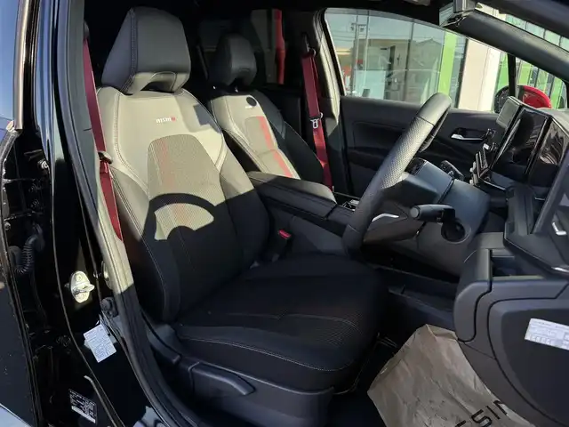 日産 オーラ ニスモ 栃木県 2022(令4)年 3.4万km スーパーブラック ワンオーナー /nismoエアロ/純正ナビ/Bluetooth/フルセグTV/HDMI入力/置くだけ充電/アラウンドビュー/プロパイロット/デジタルルームミラー/ETC2.0/ハーフレザーシート/シートヒーター/ステアリングヒーター/レーダーブレーキ/レーンアラート/クリアランスソナー /BSM/LEDヘッドライト/スマートキー×2