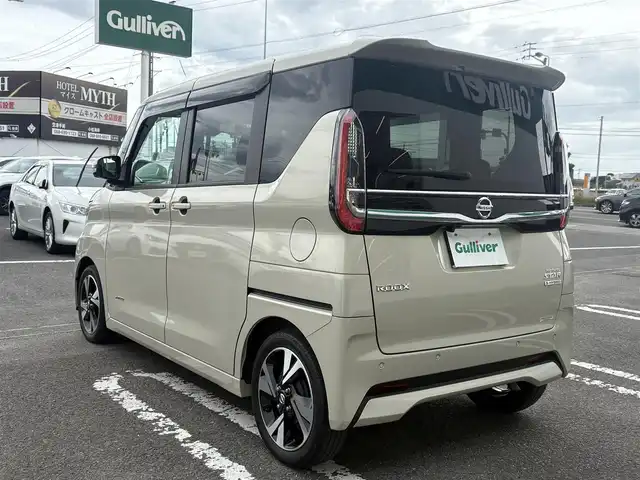 日産 ルークス HWS X プロパイロットED 徳島県 2022(令4)年 2.4万km フローズンバニラパール 純正8インチナビ/（AM/FM/BT/HDMI/TV/ドライブレコーダー）/ETC/前後ドラレコ/フルセグTV/バックカメラ/全周囲カメラ/プッシュスタート/スマートキー/両側パワースライドドア/プロパイロット/純正フロアマット/USB入力端子/LEDヘッドライト/オートライト/衝突被害軽減システム