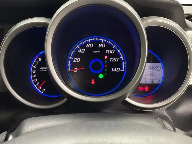 ホンダ Ｎ ＢＯＸ スラッシュ G Lパッケージ 鹿児島県 2017(平29)年 5.7万km パール ワンオーナー/禁煙者/純正ナビ/CD/DVD/BTオーディオ/フルセグテレビ/バックカメラ/純正フロアマット/USB/ビルトインETC/オートエアコン/ステアリングスイッチ