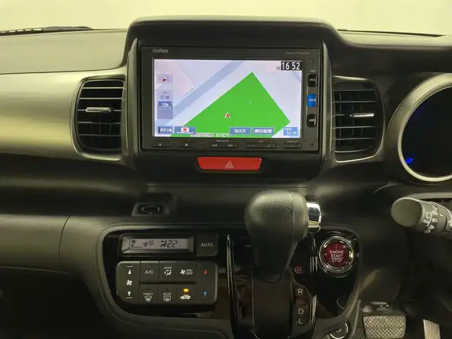 ホンダ Ｎ ＢＯＸ スラッシュ G Lパッケージ 鹿児島県 2017(平29)年 5.7万km パール ワンオーナー/禁煙者/純正ナビ/CD/DVD/BTオーディオ/フルセグテレビ/バックカメラ/純正フロアマット/USB/ビルトインETC/オートエアコン/ステアリングスイッチ