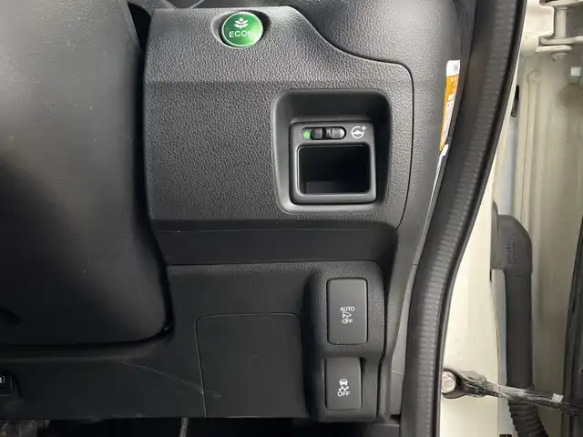 ホンダ Ｎ ＢＯＸ スラッシュ G Lパッケージ 鹿児島県 2017(平29)年 5.7万km パール ワンオーナー/禁煙者/純正ナビ/CD/DVD/BTオーディオ/フルセグテレビ/バックカメラ/純正フロアマット/USB/ビルトインETC/オートエアコン/ステアリングスイッチ