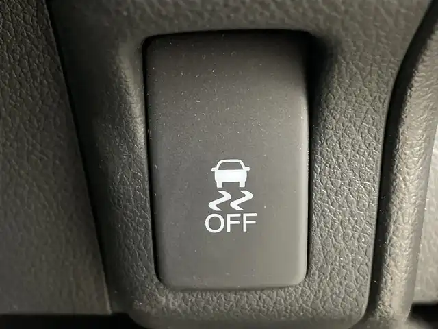 ホンダ Ｎ ＢＯＸ スラッシュ G Lパッケージ 鹿児島県 2017(平29)年 5.7万km パール ワンオーナー/禁煙者/純正ナビ/CD/DVD/BTオーディオ/フルセグテレビ/バックカメラ/純正フロアマット/USB/ビルトインETC/オートエアコン/ステアリングスイッチ