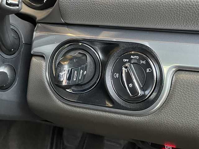 ポルシェ ７１８ケイマン 宮城県 2018(平30)年 1.8万km 白 ワンオーナー/純正ナビゲーションシステム/バックセンサー/Bluetooth機能/ハーフレザーシート/キセノンヘッドライト/オートライト/バックフォグランプ/純正18インチAW/キーレスキー/ETC2.0車載器