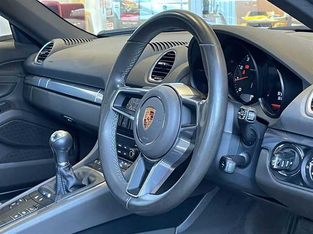 ポルシェ ７１８ケイマン 宮城県 2018(平30)年 1.8万km 白 ワンオーナー/純正ナビゲーションシステム/バックセンサー/Bluetooth機能/ハーフレザーシート/キセノンヘッドライト/オートライト/バックフォグランプ/純正18インチAW/キーレスキー/ETC2.0車載器