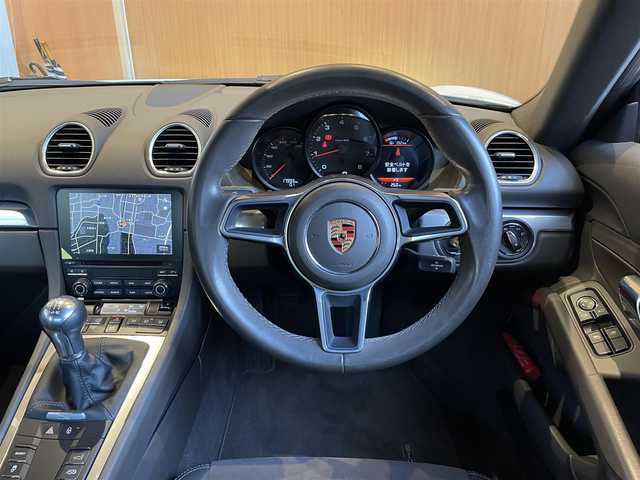 ポルシェ ７１８ケイマン 宮城県 2018(平30)年 1.8万km 白 ワンオーナー/純正ナビゲーションシステム/バックセンサー/Bluetooth機能/ハーフレザーシート/キセノンヘッドライト/オートライト/バックフォグランプ/純正18インチAW/キーレスキー/ETC2.0車載器