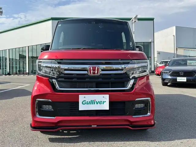 ホンダ Ｎ ＢＯＸ カスタム L ターボ コーディネートスタイル 愛媛県 2021(令3)年 5.3万km プレミアムクリスタルレッドM 登録時走行距離：52267km/社外ナビ/CD/DVD/BT/フルセグTV/HDMI/ETC/バックカメラ/デジタルインナーミラー/パドルシフト/追従クルコン/レーンキープアシスト/パーキングアシスト/衝突軽減システム/横滑り防止装置/盗難防止装置/両側パワスラ/社外エアロ(F/S/R)/LEDヘッドライト/LEDフォグランプ/オートライト/エンジンスタートボタン/スマートキー/純正アルミホイール
