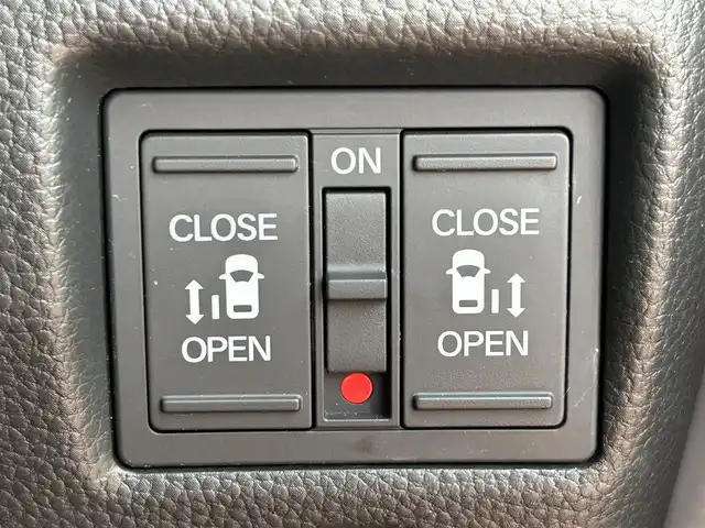 ホンダ Ｎ ＢＯＸ カスタム L ターボ コーディネートスタイル 愛媛県 2021(令3)年 5.3万km プレミアムクリスタルレッドM 登録時走行距離：52267km/社外ナビ/CD/DVD/BT/フルセグTV/HDMI/ETC/バックカメラ/デジタルインナーミラー/パドルシフト/追従クルコン/レーンキープアシスト/パーキングアシスト/衝突軽減システム/横滑り防止装置/盗難防止装置/両側パワスラ/社外エアロ(F/S/R)/LEDヘッドライト/LEDフォグランプ/オートライト/エンジンスタートボタン/スマートキー/純正アルミホイール