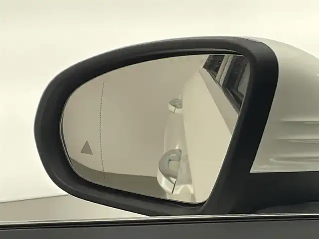 メルセデス・ベンツ Ａ２００ｄ 愛知県 2019(令1)年 4.5万km ポーラホワイト 純正１０．２５型ナビ　バックカメラ　禁煙車　シートヒーター　ハーフレザー　ナビゲーションパッケージ　レーダーセーフティパッケージ　ＢＳＭ　衝突軽減　追従クルコン　ＥＴＣ２．０　ドラレコ　ＬＥＤライト