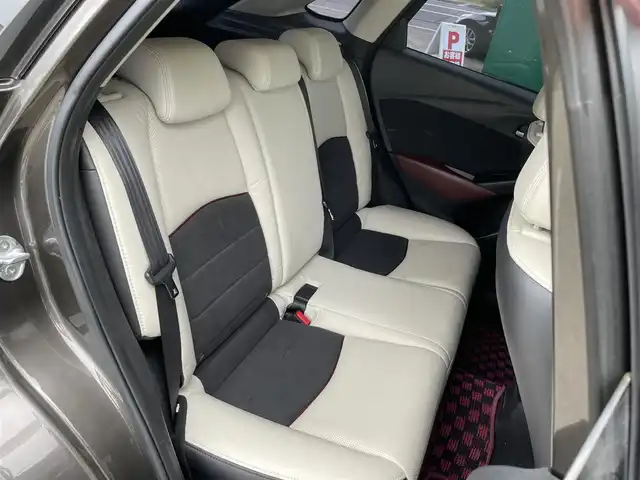 マツダ ＣＸ－３ XD ツーリング Lパッケージ 山口県 2015(平27)年 4.1万km チタニウムフラッシュマイカ ワンオーナー/純正SDナビ/AM/FM/CD/DVD/BT/USB/フルセグTV/バックカメラ/ハーフレザーシート/シートヒーター/純正アルミ/エアバッグダブル＋サイド/Boseサウンドシステム/i-ELOOP搭載/コーナーセンサー/パドルシフト/アイドリングストップ/レーンキープアシスト/TCS/クルーズコントロール/横滑り防止機能装置/プリクラッシュ/ステアリングスイッチ/スタッドレスタイヤ積み込み/４WD/保証書/取扱説明書