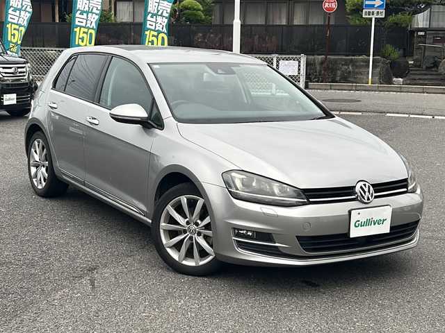 フォルクスワーゲン ゴルフ TSI ハイライン BMテクノ 愛知県 2015(平27)年 5万km タングステンシルバーメタリック /禁煙車/正規ディーラー車//純正ナビ・フルセグTV//プッシュスタート//バックカメラ//純正１７インチアルミ//アイドリングストップ//電動格納ウィンカーミラー//クルーズコントロール//ETC//オートライト//ステアスイッチ//純正フロアマット//新車保証書//取扱説明書//スペアキー