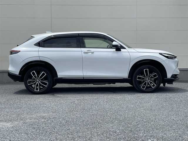 ホンダ ヴェゼル ハイブリッド e:HEV Z 茨城県 2021(令3)年 3.9万km プラチナホワイトパール ワンオーナー/純正9型ナビ/フルセグTV/USB入力端子/バックカメラ/ブラインドスポット/コーナーセンサー前後/ドラレコ前後/アイドリングストップ/ヒーテッドドアミラー/カーテンエアバック/オートマチックハイビーム/純正LEDヘッドライト/シートヒーター/ETC
