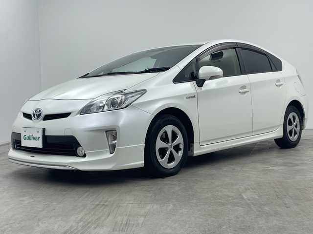トヨタ プリウス S 三重県 2014(平26)年 6万km ホワイトパールクリスタルシャイン ワンオーナー/禁煙車/８型メモリーナビ/フルセグＴＶ ＤＶＤ/Bluetoothオーディオ/ビルトインETC/モデリスタエアロ/HIDヘッドライト/フォグライト/スマートキー/スペアキー/15インチアルミホイール
