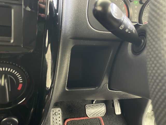 スズキ ジムニー クロスアドベンチャー 秋田県 2012(平24)年 6万km パールホワイト ４WD/前席シートヒーター　/革巻きステアリング　/社外オーディオ　/ライトレベライザー　/サイドバイザー　/純正フロアマット　/純正ＡＷ　/リモコンキー　/スペアキー有　/フォグライト　/ウィンカーミラー　/保証書　/取扱説明書