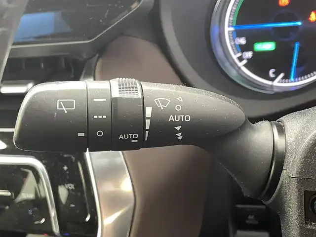 トヨタ ハリアー ハイブリッド Z レザーパッケージ 福井県 2021(令3)年 4.2万km プレシャスブラックパール 12.3インチ純正コネクティッドナビ/フルセグTV/Bluetooth/Miracast/AUX/AM/FM/JBLサウンドシステム/全方位モニター/Toyota Safety Sense/・プリクラッシュセーフティ/・レーンディパーチャーアラート/・オートハイビーム/・レーダークルーズコントロール/・ブラインドスポットモニター/ヘッドアップディスプレイ/パワーバックドア/前席パワーシート/エアシート/シートヒーター/ステアリングヒーター/革巻きステアリング/ステアリングリモコン/ステアリングチルド機構/ビルトインETC2.0/LEDヘッドライト/フォグライト/ウインカー・電動格納式ミラー/クリアランスソナー/純正19インチアルミホイル