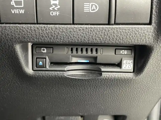 トヨタ ハリアー ハイブリッド Z レザーパッケージ 福井県 2021(令3)年 4.2万km プレシャスブラックパール 12.3インチ純正コネクティッドナビ/フルセグTV/Bluetooth/Miracast/AUX/AM/FM/JBLサウンドシステム/全方位モニター/Toyota Safety Sense/・プリクラッシュセーフティ/・レーンディパーチャーアラート/・オートハイビーム/・レーダークルーズコントロール/・ブラインドスポットモニター/ヘッドアップディスプレイ/パワーバックドア/前席パワーシート/エアシート/シートヒーター/ステアリングヒーター/革巻きステアリング/ステアリングリモコン/ステアリングチルド機構/ビルトインETC2.0/LEDヘッドライト/フォグライト/ウインカー・電動格納式ミラー/クリアランスソナー/純正19インチアルミホイル