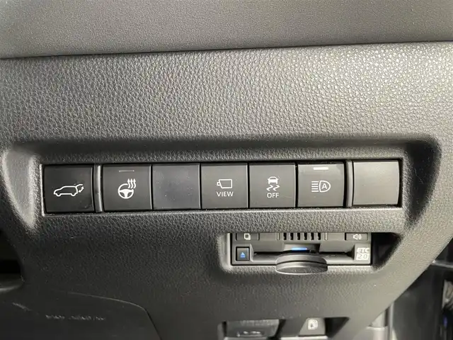 トヨタ ハリアー ハイブリッド Z レザーパッケージ 福井県 2021(令3)年 4.2万km プレシャスブラックパール 12.3インチ純正コネクティッドナビ/フルセグTV/Bluetooth/Miracast/AUX/AM/FM/JBLサウンドシステム/全方位モニター/Toyota Safety Sense/・プリクラッシュセーフティ/・レーンディパーチャーアラート/・オートハイビーム/・レーダークルーズコントロール/・ブラインドスポットモニター/ヘッドアップディスプレイ/パワーバックドア/前席パワーシート/エアシート/シートヒーター/ステアリングヒーター/革巻きステアリング/ステアリングリモコン/ステアリングチルド機構/ビルトインETC2.0/LEDヘッドライト/フォグライト/ウインカー・電動格納式ミラー/クリアランスソナー/純正19インチアルミホイル