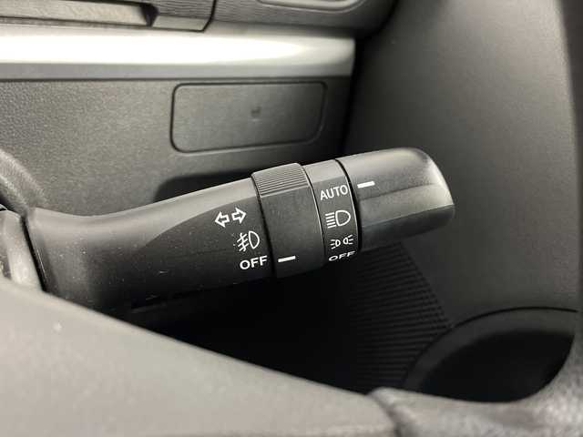 ダイハツ タント カスタム X SA 大分県 2014(平26)年 7.4万km パールホワイトⅢ 純正ディーラーナビ/バックカメラ/Bluetooth/フルセグTV/CD・DVD/AM・FM/片側パワースライドドア/衝突軽減ブレーキ/ドライブレコーダー/ETC/純正フロアマット/純正14インチアルミホイール/USB端子/プッシュスタート/スマートキー/パワーステアリング/パワーウィンドウ/電動格納ミラー