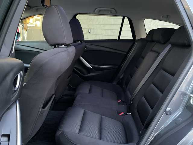 マツダ アテンザ ワゴン XD 神奈川県 2013(平25)年 10.8万km メテオグレーマイカ BOSEプレミアムサウンド/後席フリップダウンモニター/純正ナビ/（CD/DVD/FM/AM/USB/SD/BT/AUX/ワンセグTV)/バックカメラ/パドルシフト/クルーズコントロール/ETC/ルーフレール/アイドリングストップ/アダプティブ・フロントライティング・システム/ABS/横滑り防止装置/オートライト/フォグランプ/ドアバイザー/ISOFIX/純正マット/純正１９インチアルミホイール/スペアキー×１/取扱説明書