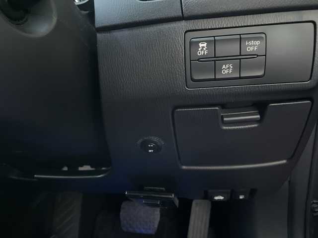 マツダ アテンザ ワゴン XD 神奈川県 2013(平25)年 10.8万km メテオグレーマイカ BOSEプレミアムサウンド/後席フリップダウンモニター/純正ナビ/（CD/DVD/FM/AM/USB/SD/BT/AUX/ワンセグTV)/バックカメラ/パドルシフト/クルーズコントロール/ETC/ルーフレール/アイドリングストップ/アダプティブ・フロントライティング・システム/ABS/横滑り防止装置/オートライト/フォグランプ/ドアバイザー/ISOFIX/純正マット/純正１９インチアルミホイール/スペアキー×１/取扱説明書