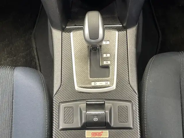 スバル レガシィ ツーリングワゴン 2．5i Lパッケージ 栃木県 2012(平24)年 5.3万km サテンホワイトパール ワンオーナー/4WD/純正ナビ/　（CD/DVD/Bluetooth/フルセグTV）/バックカメラ/STIエアロ/パワーシート/禁煙車/SI-DRIVE/オートライト/LEDヘッドライト/パドルシフト/スマートキー/プッシュスタート/アイドリングストップ/純正AW/純正フロアマット