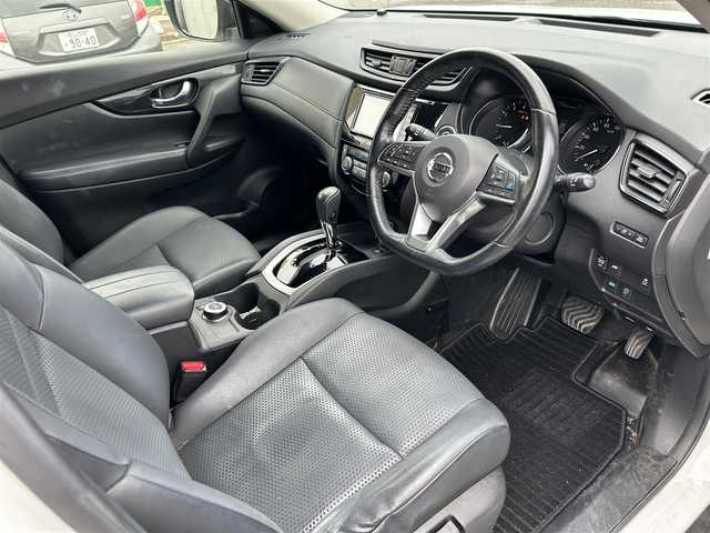 日産 エクストレイル 20X 福島県 2018(平30)年 9万km ブリリアントホワイトパール Ｐａｎａｓｏｎｉｃ：ＳＤナビ/・Ｂｌｕｅｔｏｏｔｈ/・ＣＤ/・ＤＶＤ/・ＦＭ・ＡＭ/プロパイロット/エマージェンシーブレーキ/アラウンドビューモニター/パワーバックドア/デジタルインナーミラー/オートホールド/純正フロアマット/ビルトインETC/横滑り防止/冬タイヤ積込