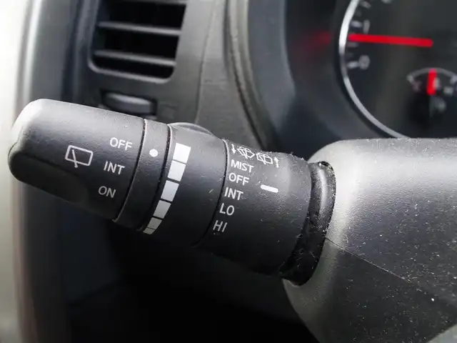 日産 エクストレイル 20Xtt 埼玉県 2013(平25)年 8.9万km ブリリアントホワイトパール ブラックハーフザーシート/オートクルーズコントロール/カロッツェリアナビ/Bluetooth/CD/DVD/社外ブラックホイール(IMPUL)/スタッドレスタイヤ