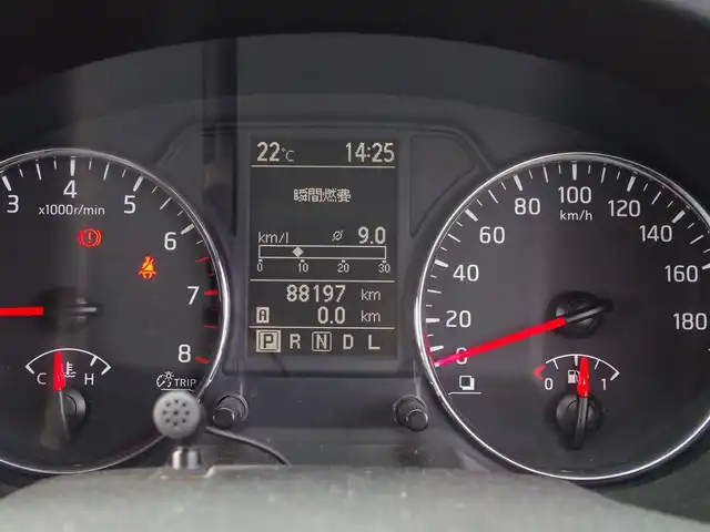 日産 エクストレイル 20Xtt 埼玉県 2013(平25)年 8.9万km ブリリアントホワイトパール ブラックハーフザーシート/オートクルーズコントロール/カロッツェリアナビ/Bluetooth/CD/DVD/社外ブラックホイール(IMPUL)/スタッドレスタイヤ