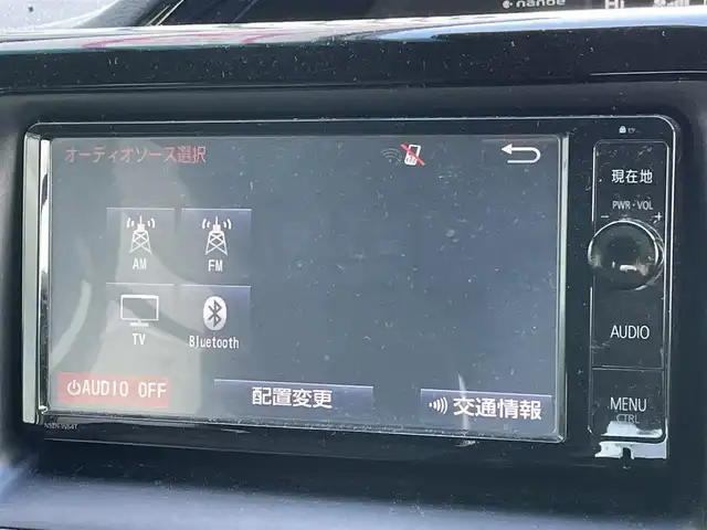 トヨタ エスクァイア Gi 道央・札幌 2016(平28)年 16.4万km ホワイトパールクリスタルシャイン ４WD/寒冷地仕様/純正ディーラーOPナビ/CD/DVD/BT/フルセグ/純正フリップダウンモニター/プリクラッシュセーフティ/横滑り防止装置/クルーズコントロール/レーンキープアシスト/パーキングアシスト/バックカメラ/ビルトインETC/アイドリングストップ/ワイパーデアイサー/ECOMODE/両側パワースライドドア/前席シートヒーター/レザーシート/革巻きウッドコンビステアリング/ステアリングリモコン/MTモード付AT/プッシュスタート/スマートキー/LEDヘッドライト/オートライト/オートハイビーム/フォグランプ/電動格納ミラー/ウィンカーミラー/純正フロアマット/ドアバイザー