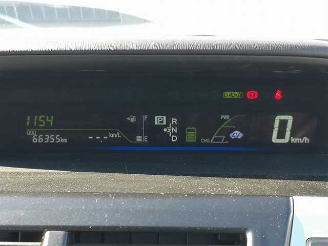 トヨタ プリウス α S Lセレクション 茨城県 2012(平24)年 6.7万km スーパーホワイトⅡ 純正ナビ/【AM・FM・DISC・HDD・USB・BT・TV・SD】/ETC/Bカメラ/ステリモ/リアスポイラー/オートライト/Fフォグ/ハロゲンライト/社外アルミホイール/電格ミラー/ウインカーミラー/オートエアコン/プッシュスタート/スマートキー