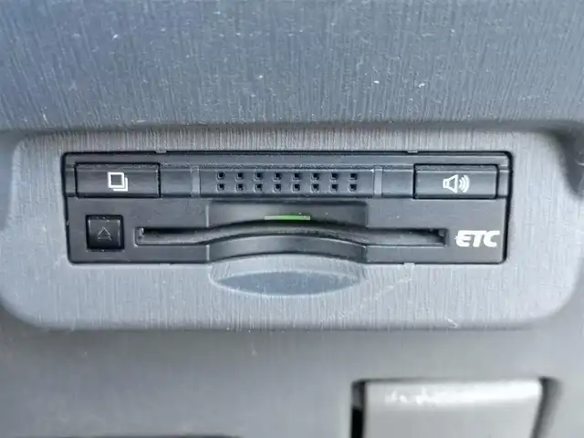 トヨタ プリウス α S Lセレクション 茨城県 2012(平24)年 6.7万km スーパーホワイトⅡ 純正ナビ/【AM・FM・DISC・HDD・USB・BT・TV・SD】/ETC/Bカメラ/ステリモ/リアスポイラー/オートライト/Fフォグ/ハロゲンライト/社外アルミホイール/電格ミラー/ウインカーミラー/オートエアコン/プッシュスタート/スマートキー