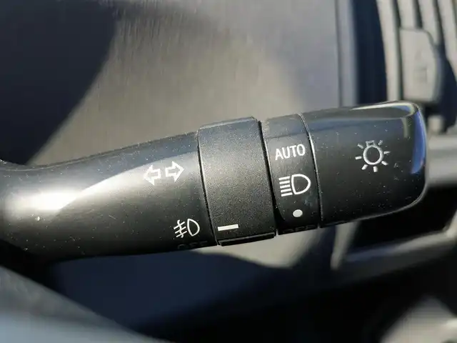 トヨタ プリウス α S Lセレクション 茨城県 2012(平24)年 6.7万km スーパーホワイトⅡ 純正ナビ/【AM・FM・DISC・HDD・USB・BT・TV・SD】/ETC/Bカメラ/ステリモ/リアスポイラー/オートライト/Fフォグ/ハロゲンライト/社外アルミホイール/電格ミラー/ウインカーミラー/オートエアコン/プッシュスタート/スマートキー